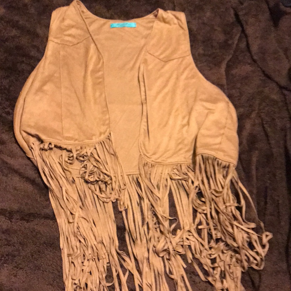 Fringe tan vest by Turquoise Haven Size S